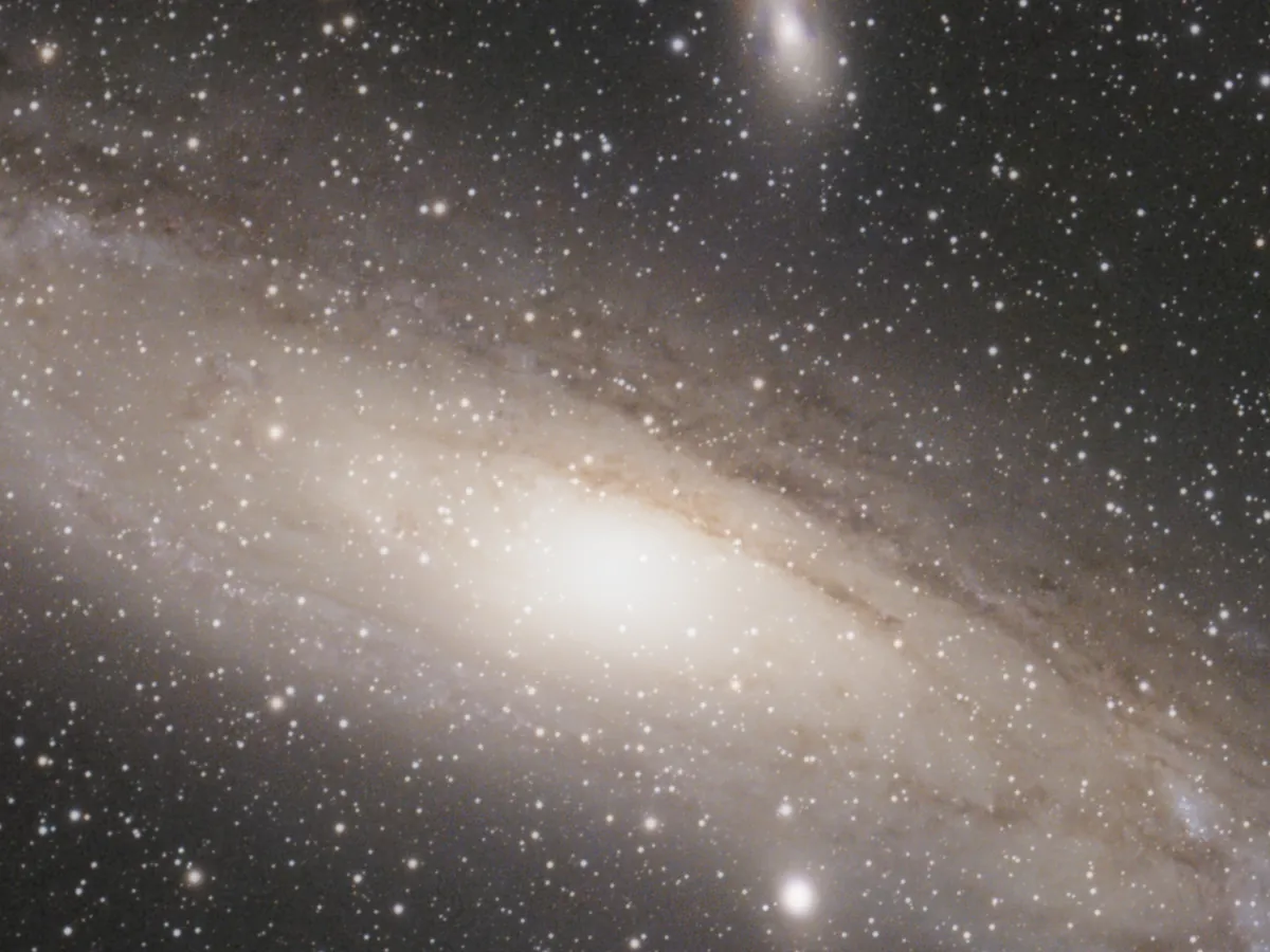 M31, the Andromeda Galaxy: Three nights, 17 Oct, 1,841 frames of 10 s, stars 11.9″.